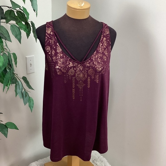 Mudd tank top woman’s size XL scoopneck maroonish purple with gold patte… - Picture 1 of 13